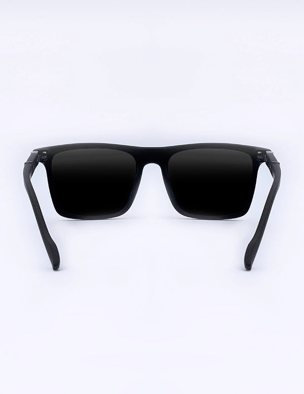 1156-Gucci Squared Frame Sunglasses - Black